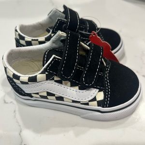 Vans toddler shoes. Checkered black and white. Size 5. New with tags.